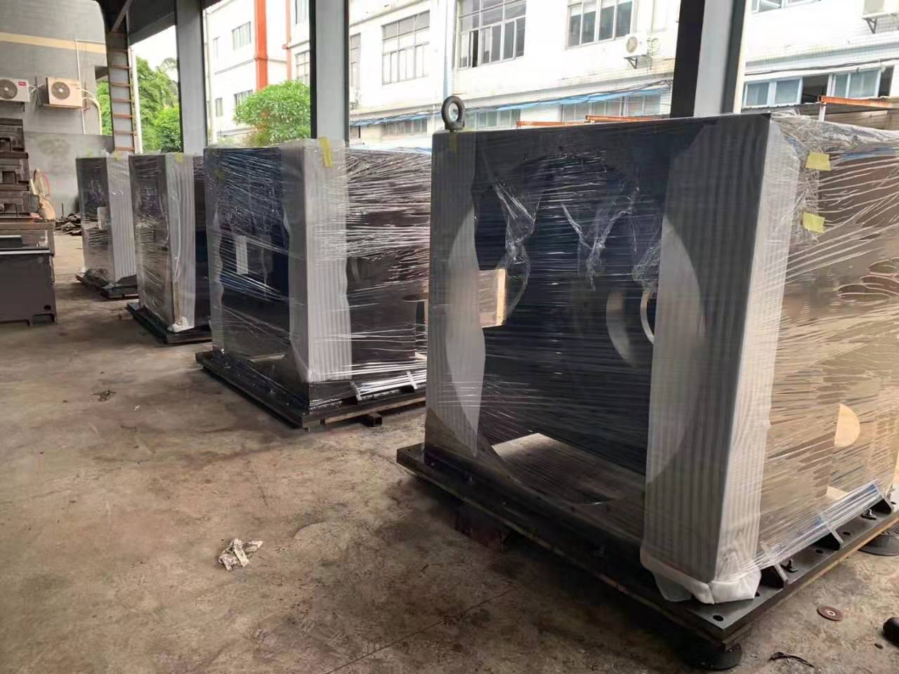 滿滿一車(chē)“大型自動(dòng)化設(shè)備機(jī)架”發(fā)貨江蘇